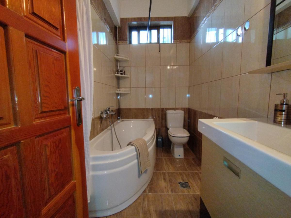 Voulas Guest House โวโลส ภายนอก รูปภาพ